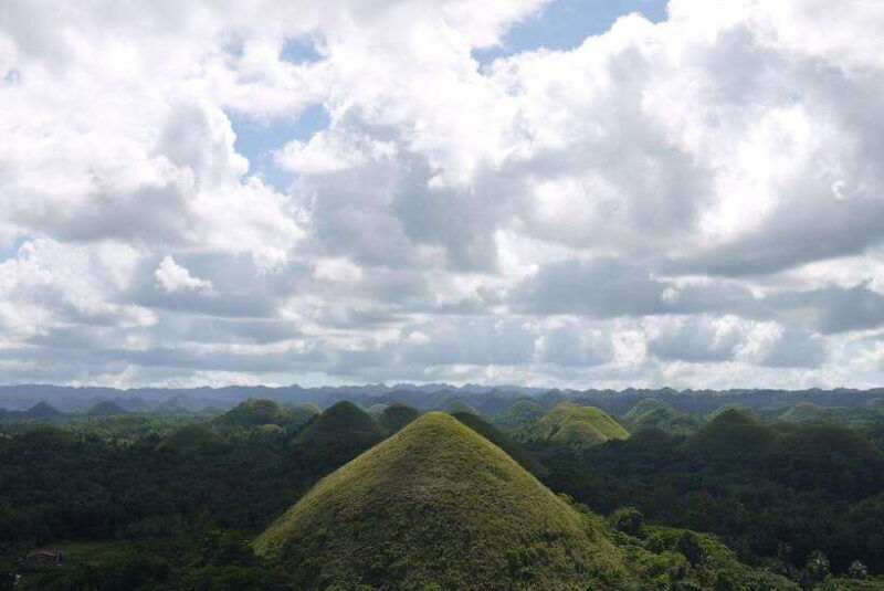 bohol-countryside-tour-with-tarsiers-and-chocolate-hills