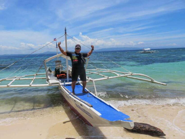 bohol-pamilacan-island-dolphin-turtle-watching-tour-lunch