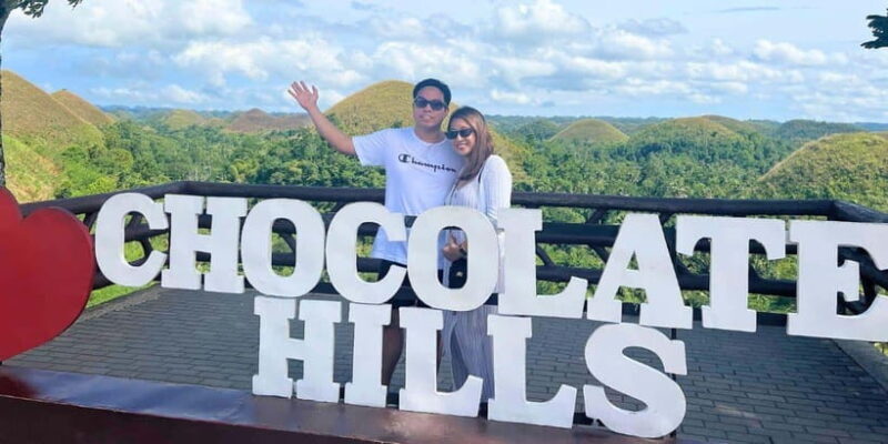 Bohol Private Tour: Chocolate Hills, Tarsiers & Loboc River - The Transport & Guide Experience