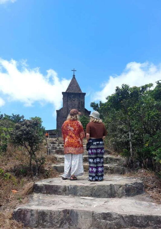 bokor-mountain-tour-with-the-experienced-tour-guide