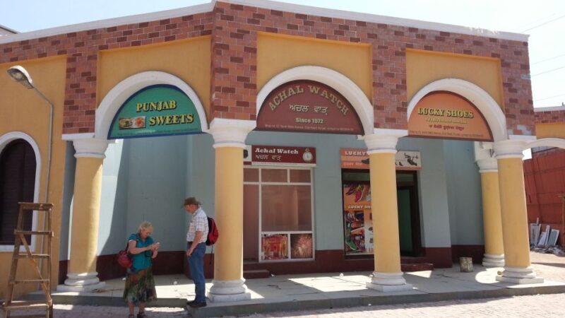 Bollywood Filmcity tour with Dance show. - The Sum Up