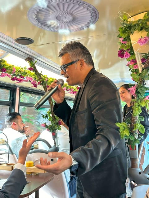 bollywood-night-bus-with-optional-live-singer