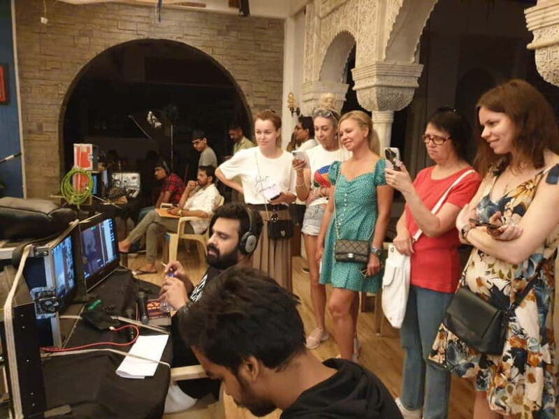 Bollywood Sightseeing and Celebrity Home Tour by Private Car - Authentic Insights from Reviews