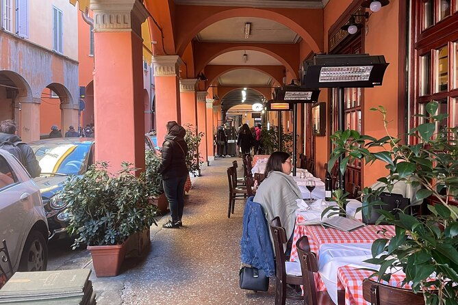 bologna-a-self-guided-audio-tour-from-porta-galliera-to-le-tre-frecce