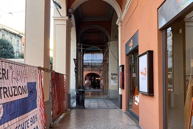 bologna-a-self-guided-audio-tour-from-porta-galliera-to-le-tre-frecce