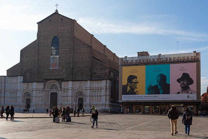 bologna-a-self-guided-audio-tour-from-porta-galliera-to-le-tre-frecce