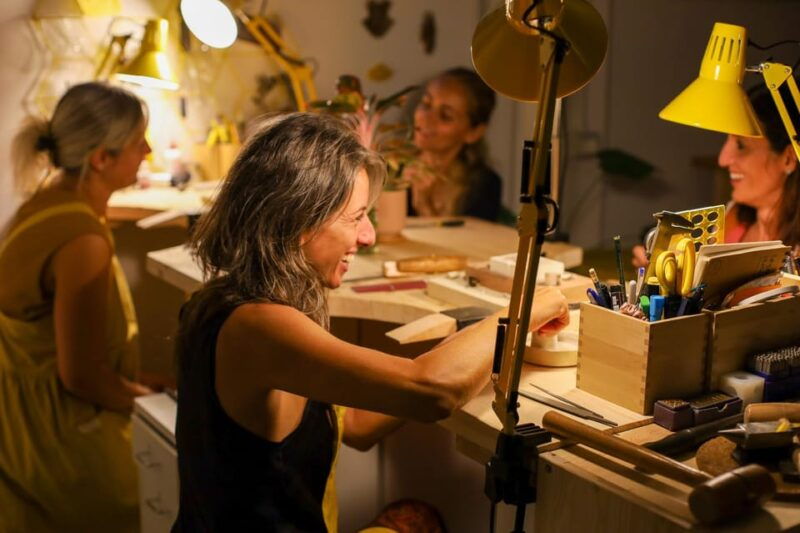 bologna-ape-in-lab-create-your-own-jewelry-while-sipping-a-glass-of-wine