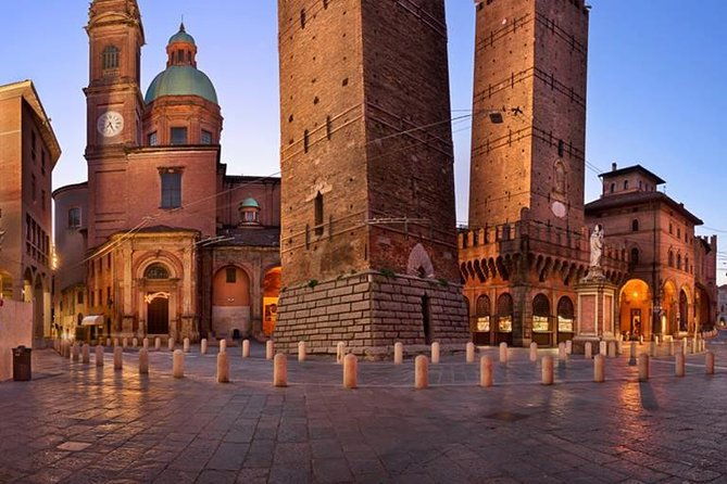 bologna-by-night-walking-tour