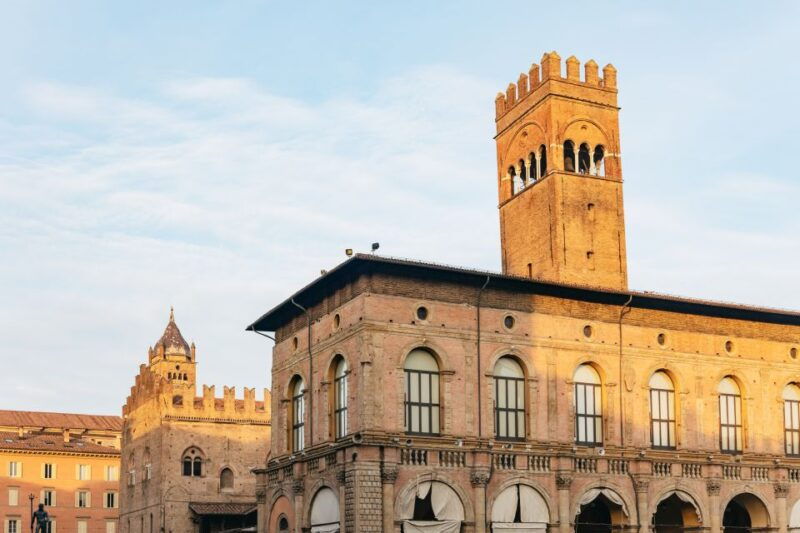 bologna-city-center-walking-tour