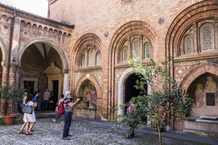 bologna-classic-private-walking-tour