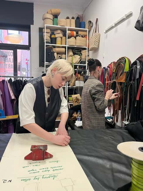 Bologna: Create your own Bag Workshop - Exploring the Workshop Experience: What’s Included and How It Works