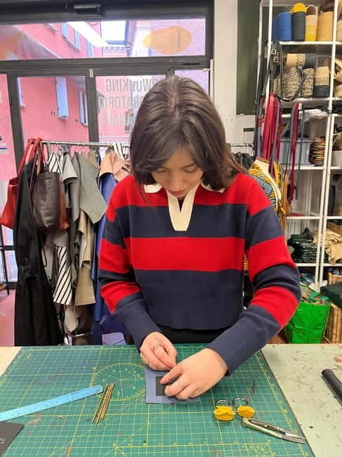 Bologna: Create your own clutch Workshop - Practical Details and Value