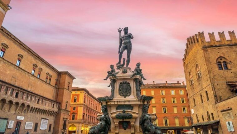 bologna-express-walk-with-a-local-in-60-minutes