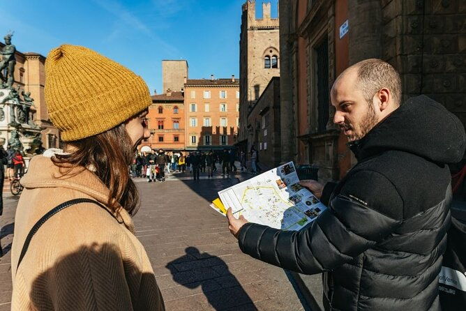 bologna-food-tasting-box-audio-guided-tour-with-food-tasting-2