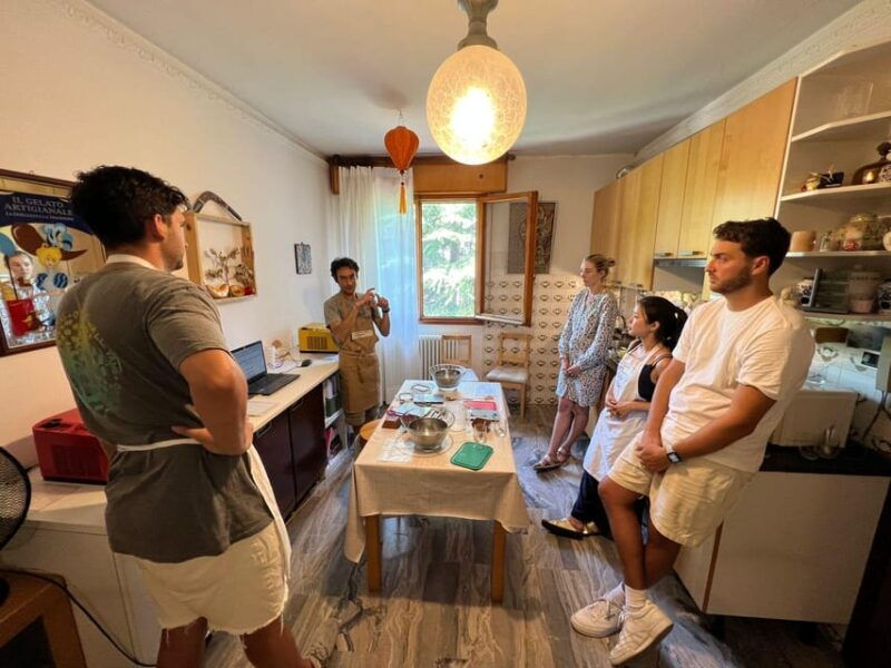bologna-gelato-making-workshop-with-a-professional