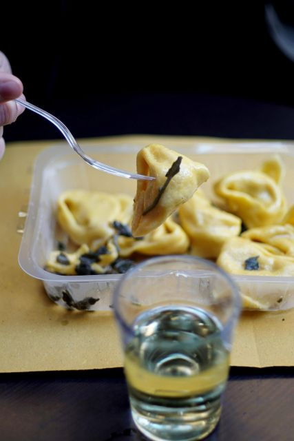 bologna-guided-food-markets-tour