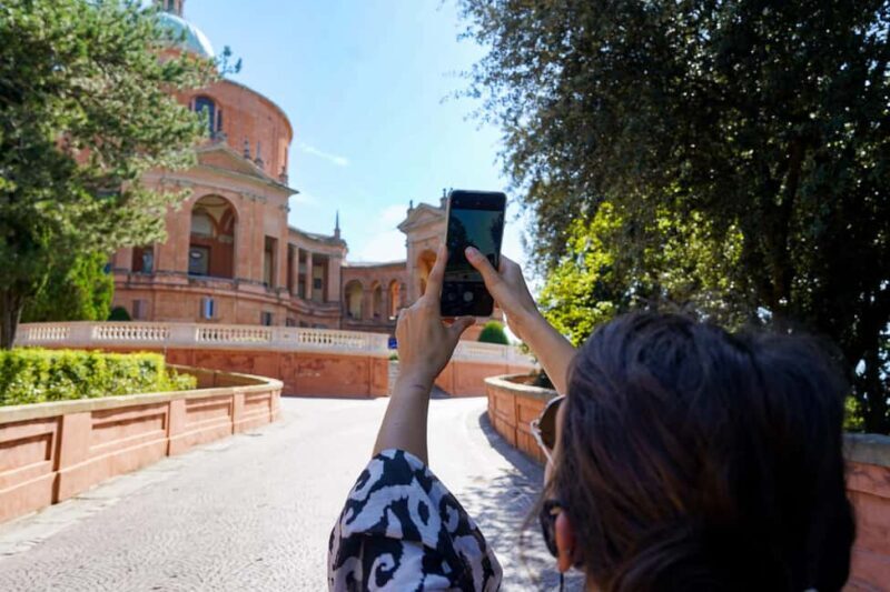 Bologna: Guided tour of the Basilica and Porticoes of San Luca - How the Tour Works