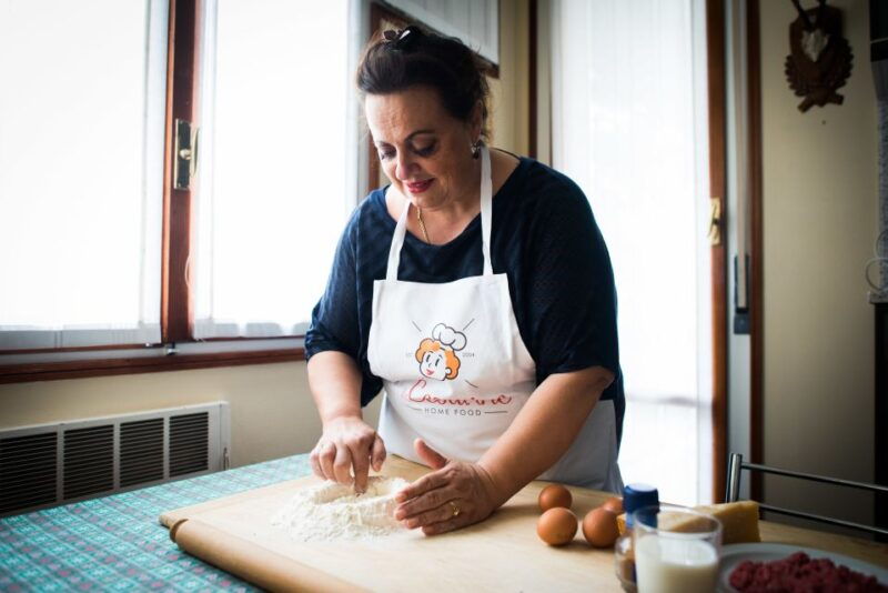 bologna-pasta-making-class-at-a-locals-home