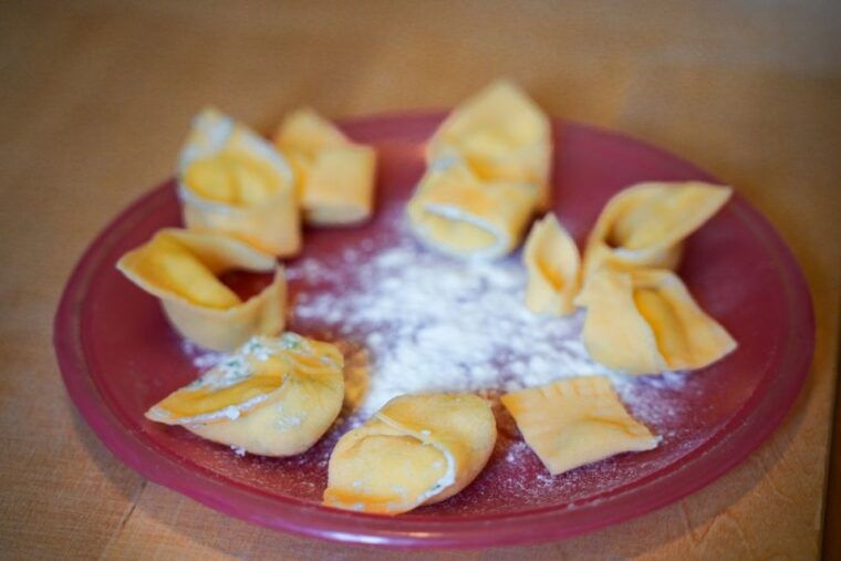 bologna-pasta-tagliatelle-ragu-cooking-class-with-wine