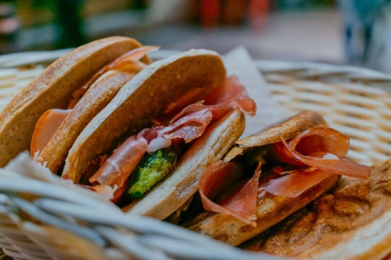 bologna-private-food-walking-tour-with-tastings