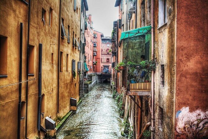 Bologna Private Walking Tour with a Local - 100% Personalized - Practicalities and What to Expect