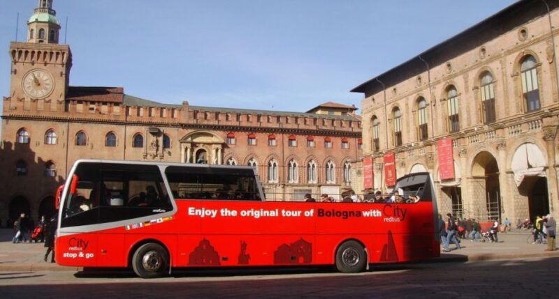 bologna-red-bus-city-tour-and-local-food-tasting
