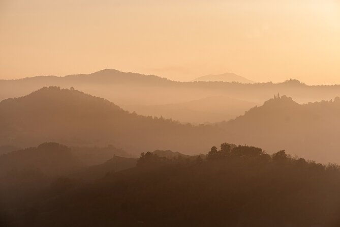 bologna-surroundings-photo-tour-rolling-hills-and-badlands