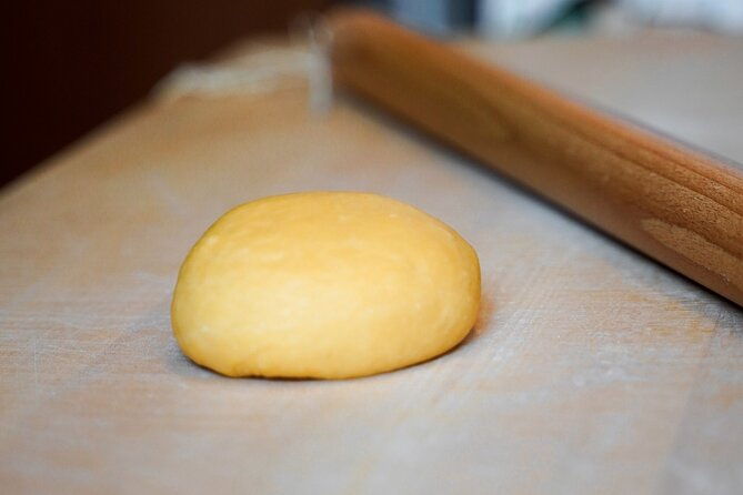bologna-tagliatelle-ragu-home-cooking-class-with-wine-2