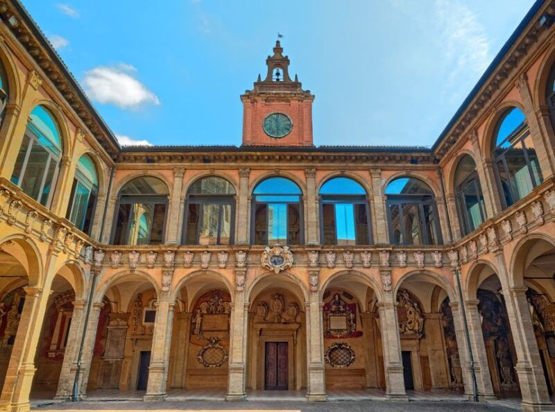bologna-the-secrets-of-bologna-with-spanish-guide