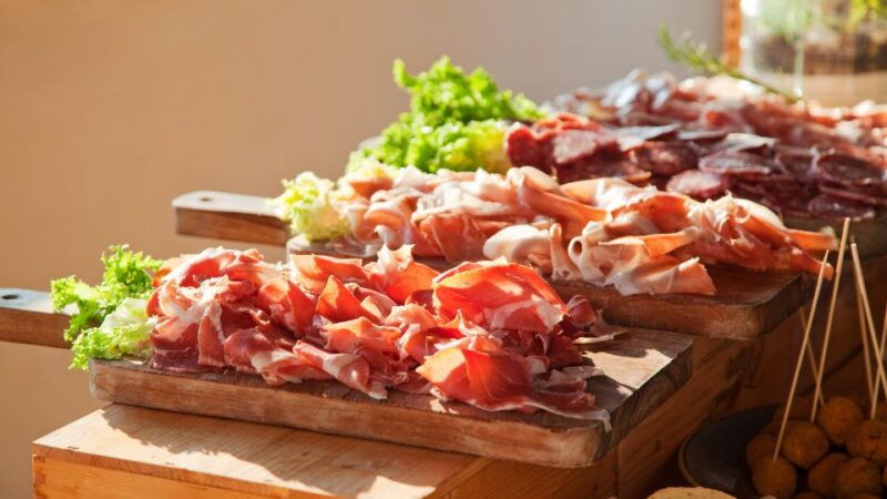 bologna-traditional-full-meal-walking-food-tour