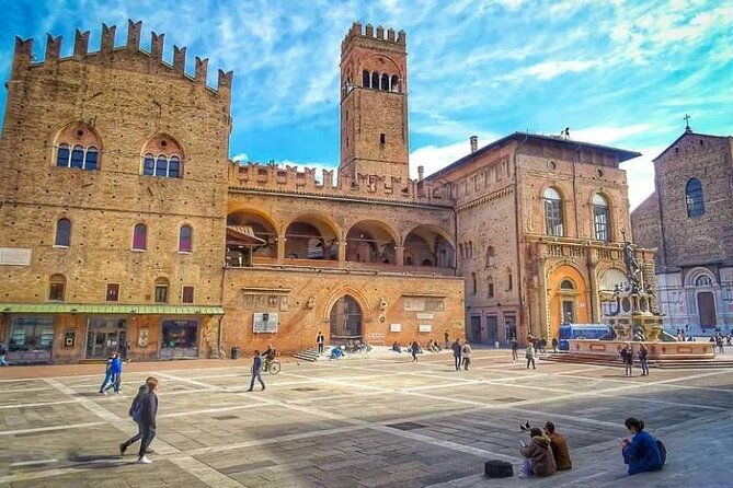 bologna-walking-tour-with-audio-and-written-guide