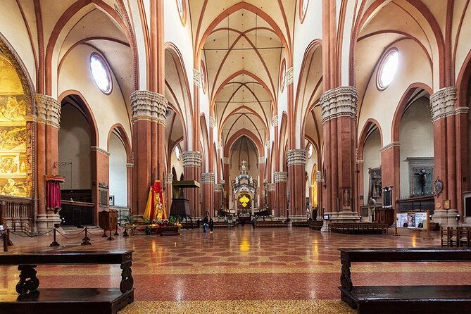 bologna-walking-tour-with-audio-and-written-guide