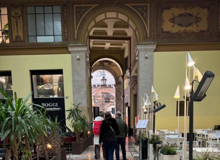 bologna-walking-tour-with-tower-sky-view-and-archiginnasio