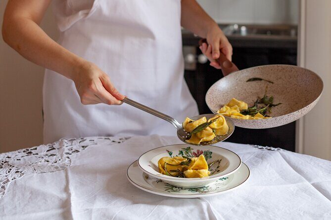 Bolognese Cooking Class with Margherita in the Historic Center - Key Points