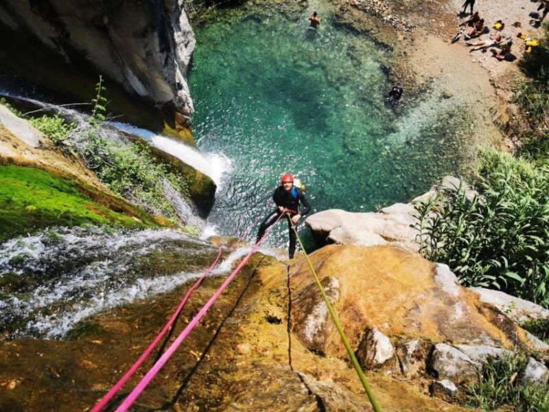 bolulla-canyoning-in-estret-de-les-penyes