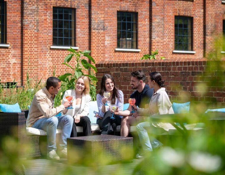 bombay-sapphire-gin-distillery-tour