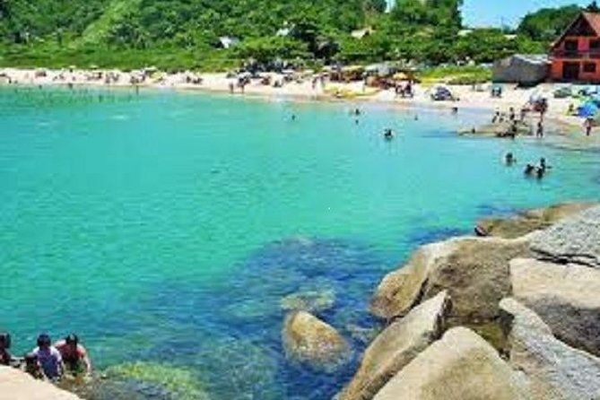bombinhas-beach-and-4-islands-tour