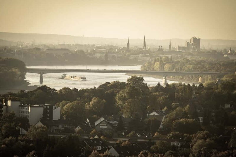 Bonn: Private Christmas Market Tour - Authentic Holiday Moments in Bonn’s Christmas Markets