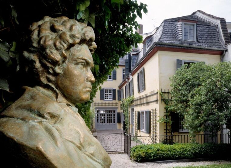 bonn-regio-welcomecard-with-guidebook