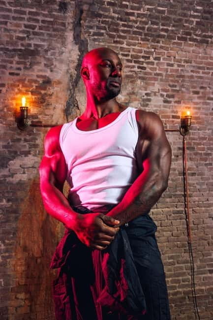 Bonton Rotterdam: Male Dance Show Evening Ticket - The Experience in Detail