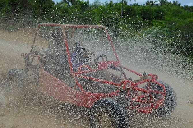 boogies-polaris-explore-punta-cana-in-a-buggy