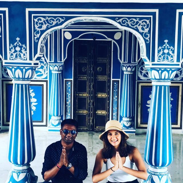 Book Govt. Approved Tour Guide for Jaipur City Tour - Key Points 