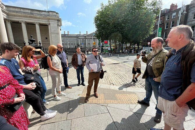 Book of Kells. Molly Malone. Medieval Dublin Castle Heritage Tour - An In-Depth Look at the Dublin Heritage Tour