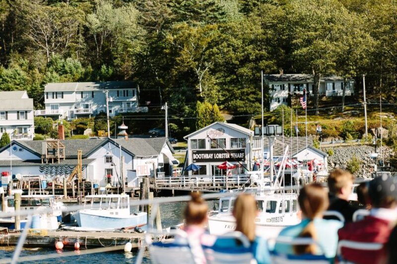 boothbay-harbor-cruise-lighthouses-lobster-haul-and-seals