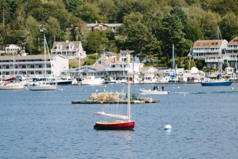 boothbay-lighthouses-islands-harbor-cruise