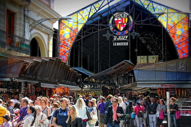 boqueria-st-caterina-markets-with-food-tapas-small-group-tour-2