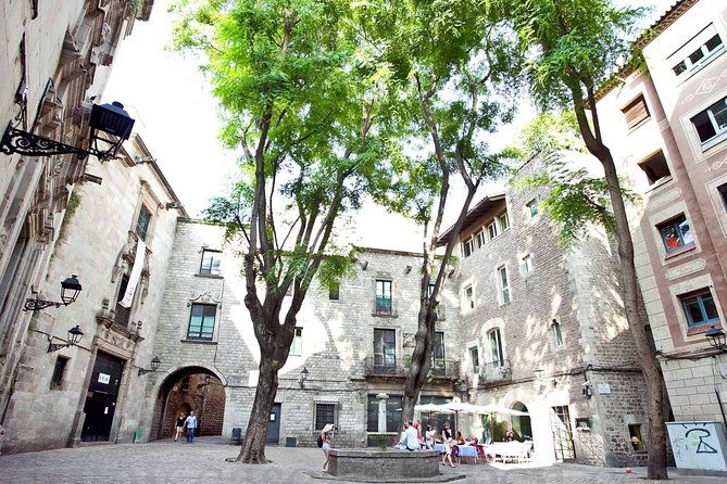 boqueria-st-caterina-markets-with-food-tapas-small-group-tour
