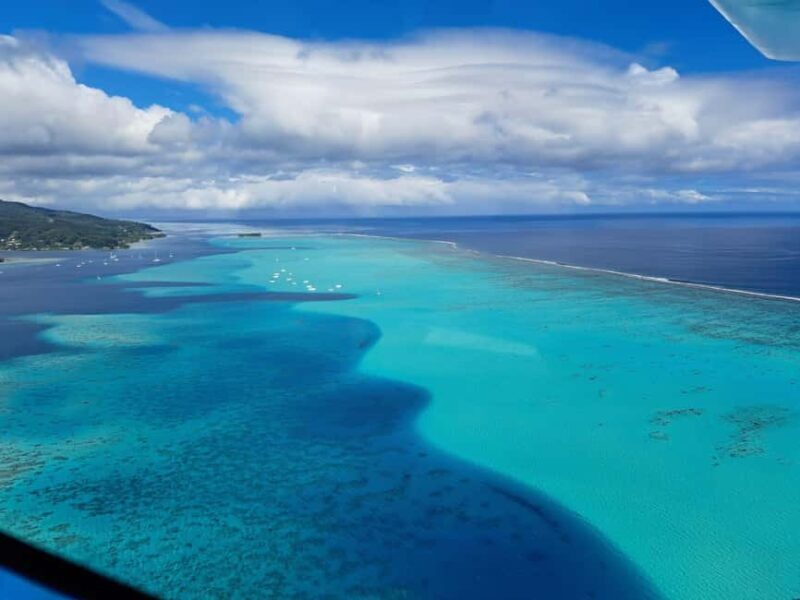 Bora-Bora 30 minutes private flight in light aircraft - Exploring the Experience in Detail  