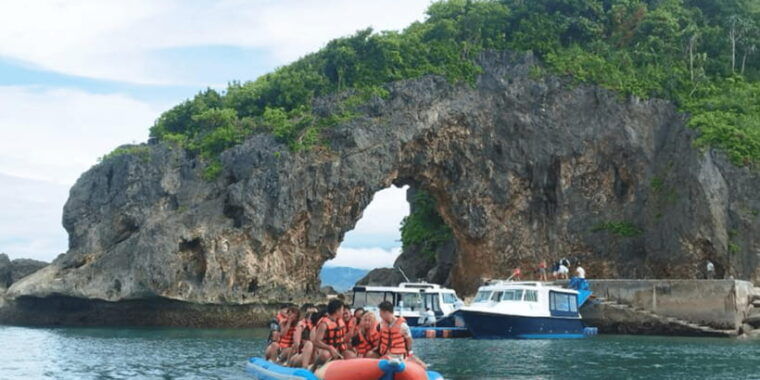 boracay-banana-boat-ride