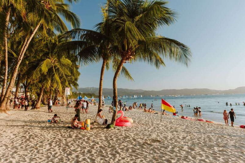 boracay-island-and-beach-hopping-boat-tour-with-snorkeling